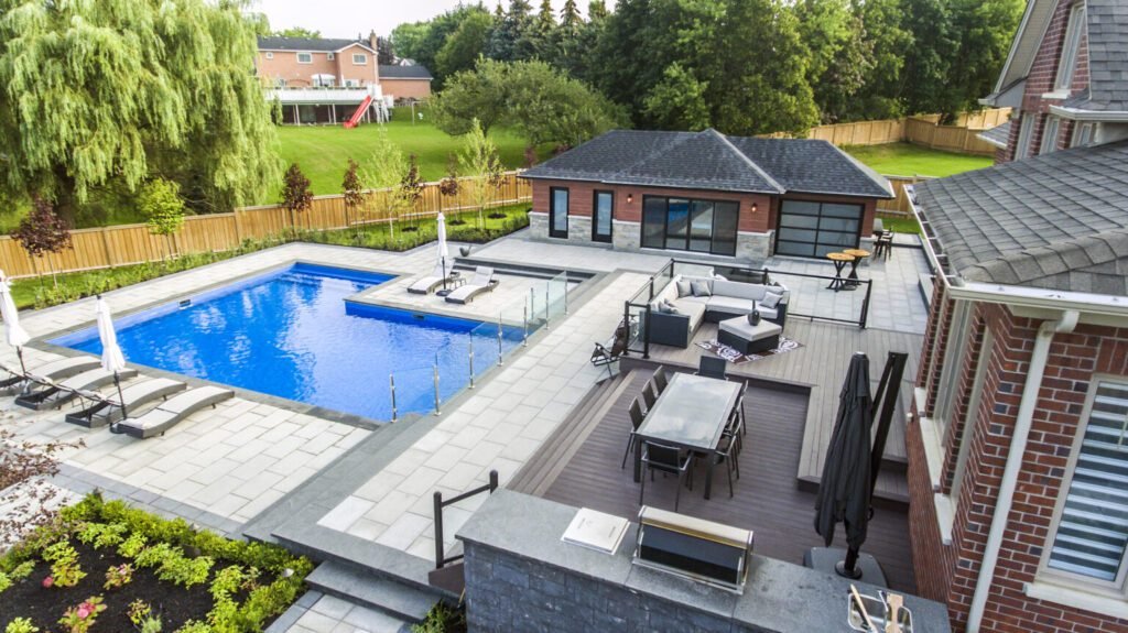 Decks 2 dark brown fence