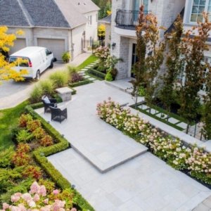 landscape front walkway