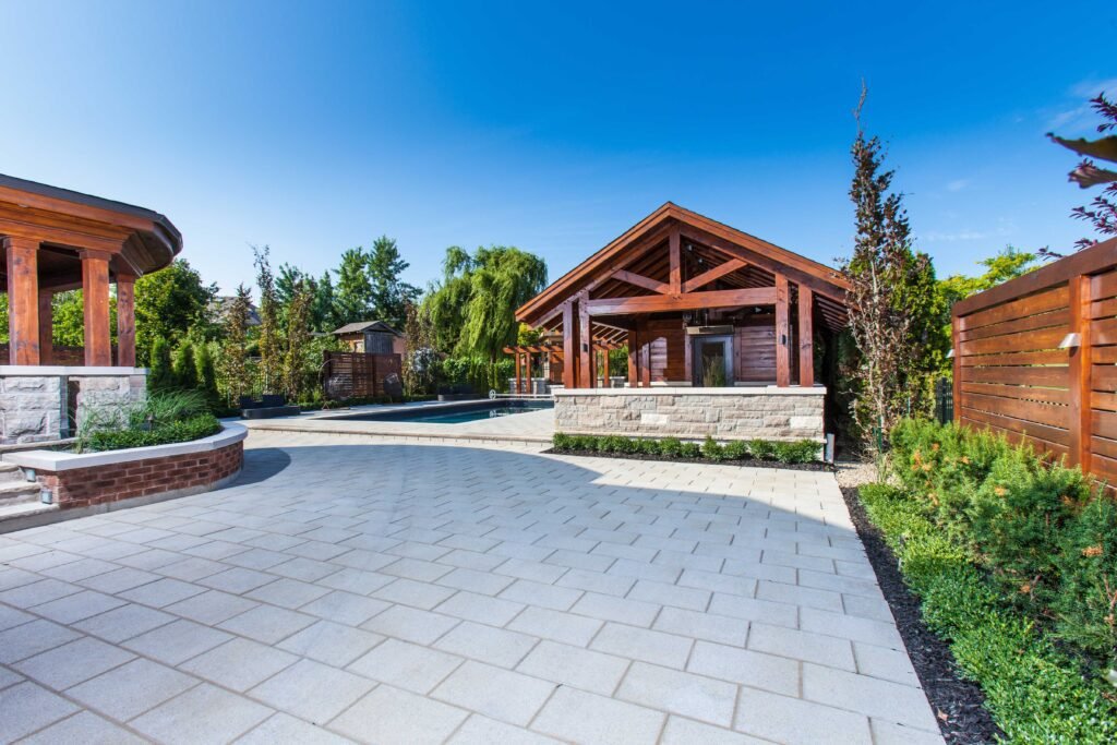 Natural Stone vs. Pavers: Making the Right Choice for Your Patio