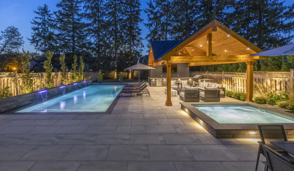 Poolside Paradise: Essential Elements for Designing a Resort-Style Cabana